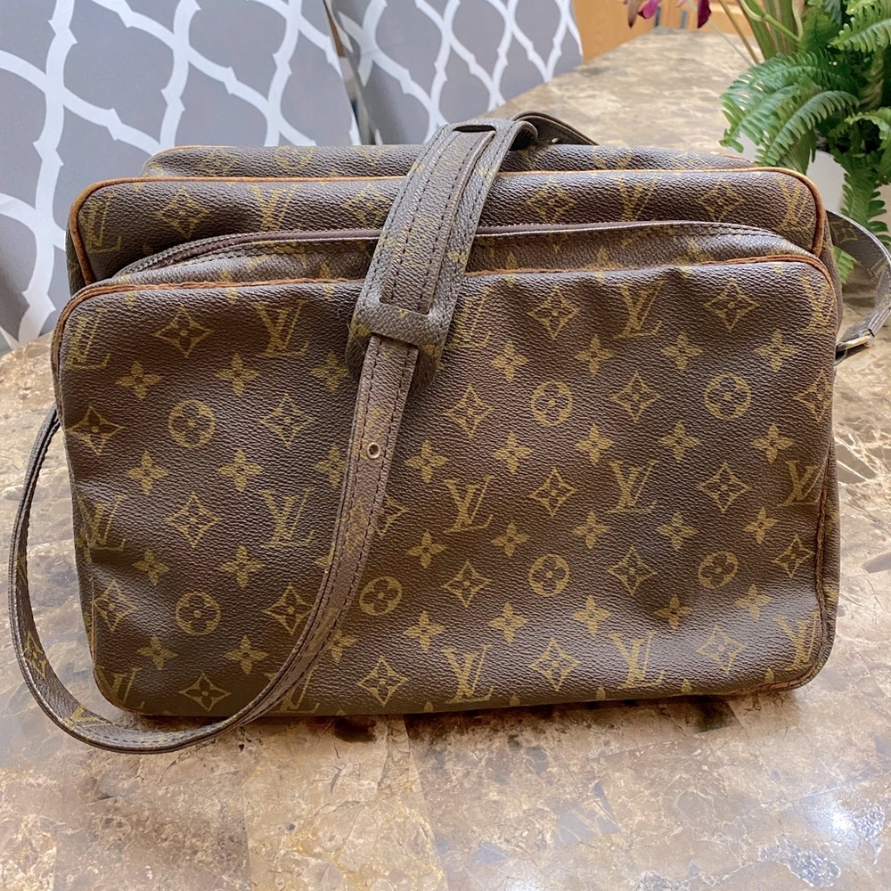 Louis Vuitton Vintage Nile GM